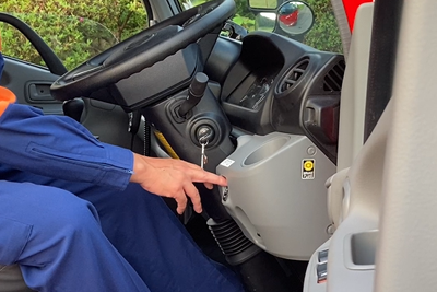 ポンプ車の放水